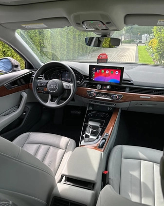 Audi A4 cena 98900 przebieg: 25000, rok produkcji 2021 z Poznań małe 137
